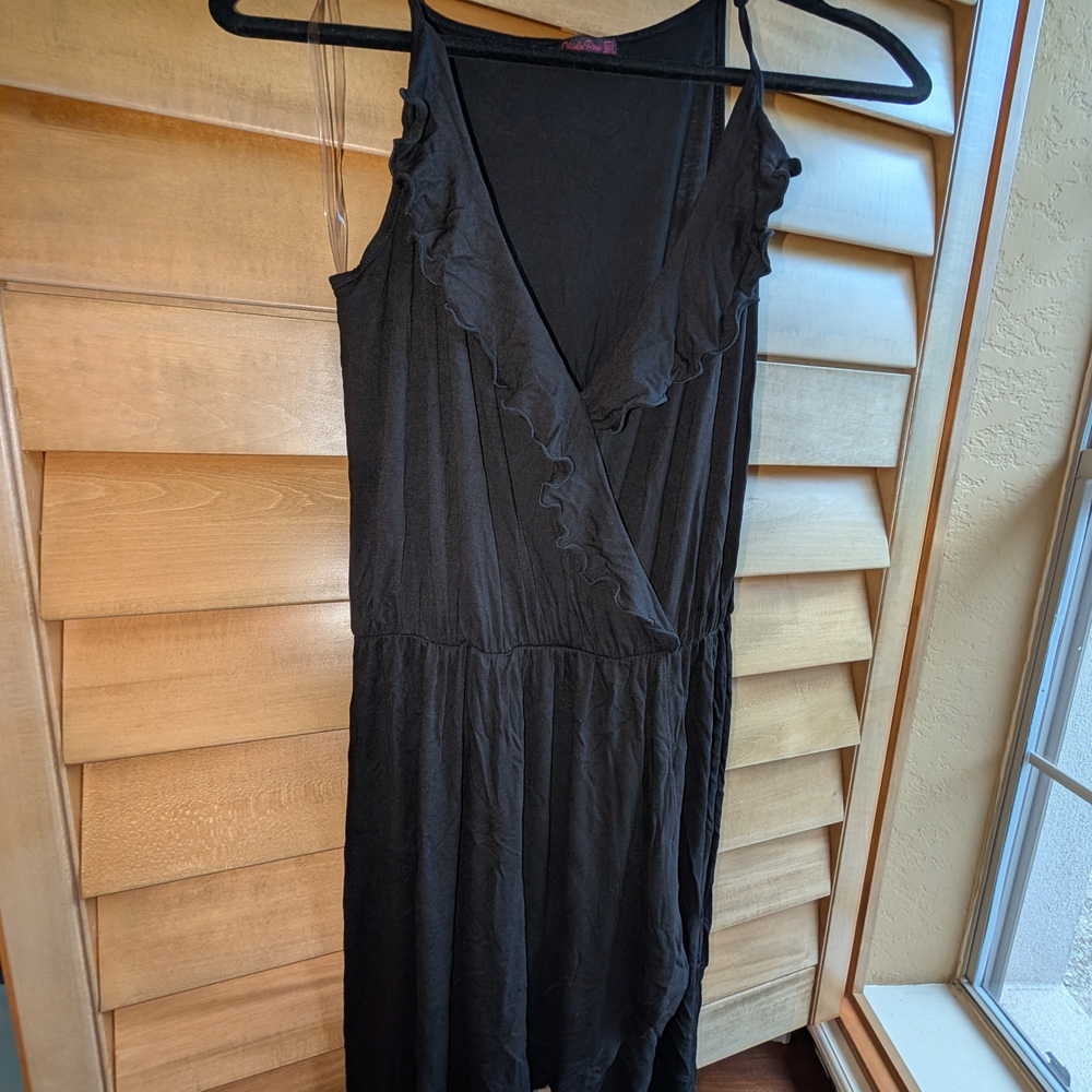 Black Mini Sundress with V-Neck Spaghetti Straps